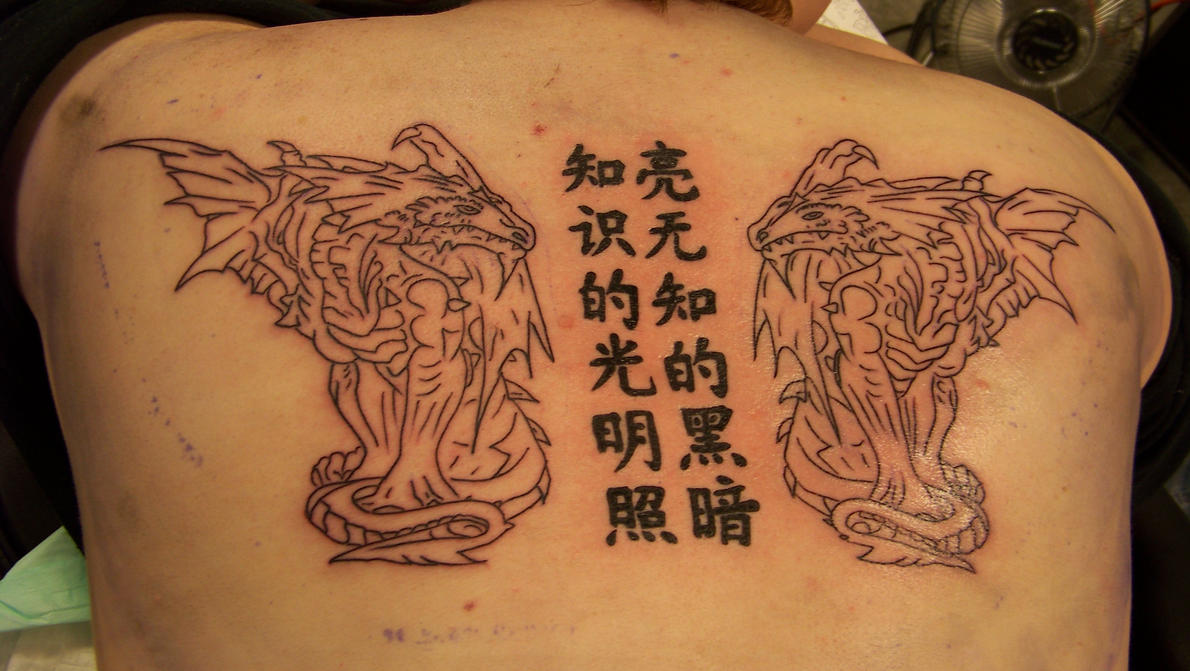 Dragon Back Tat - shoulder tattoo