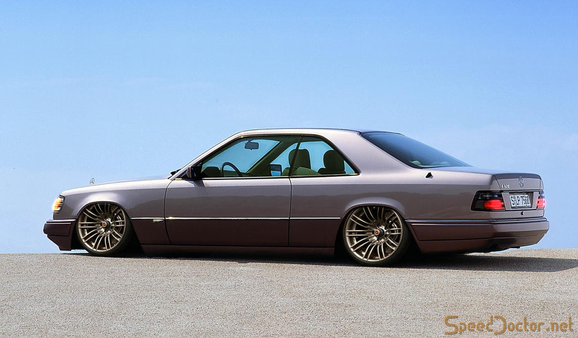 Mercedes w124 coupe #1